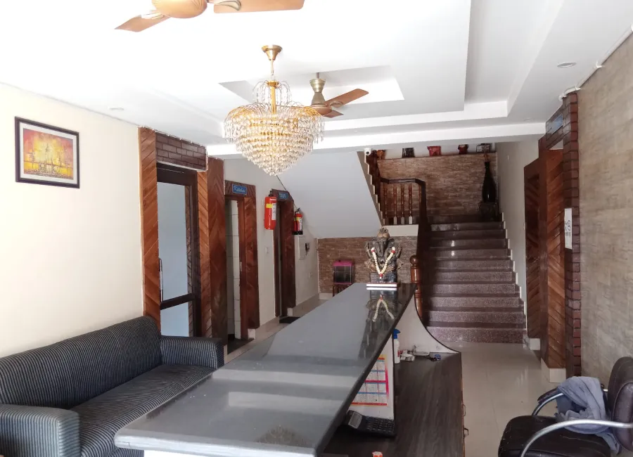 Billiards and recreation room